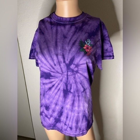 santa Cruz Vacation Dot Purple Spider Tie Dye T-Shirt size small NWT - Picture 4 of 5
